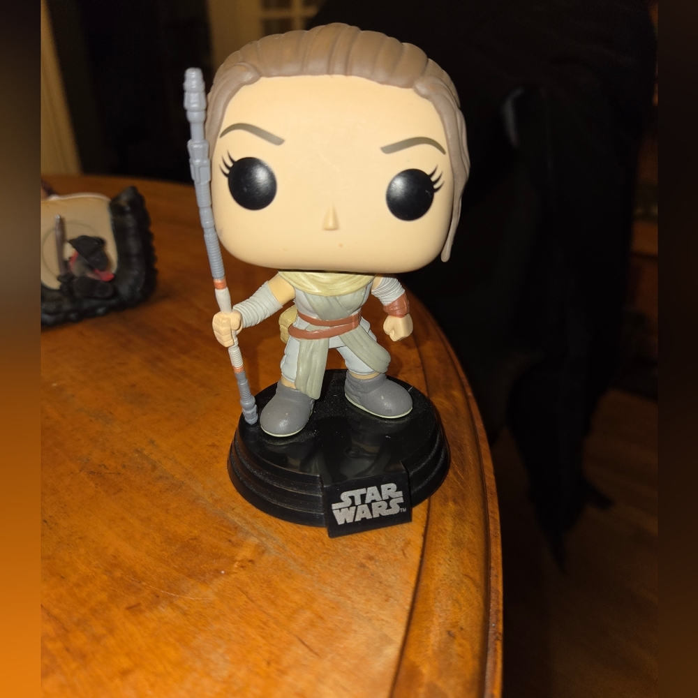Star Wars Bobblehead Rey #307 Jedi Knights Vinyl Action Figure